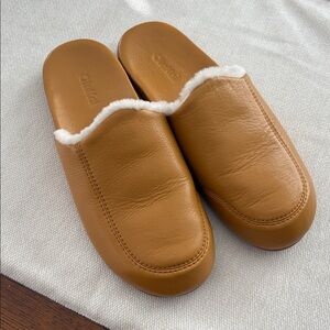 OluKai Women's Shearling Leather Mule - size 8B